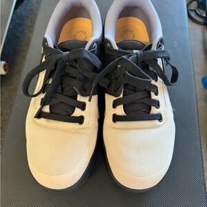 Women’s Five Ten Canvas Freerider